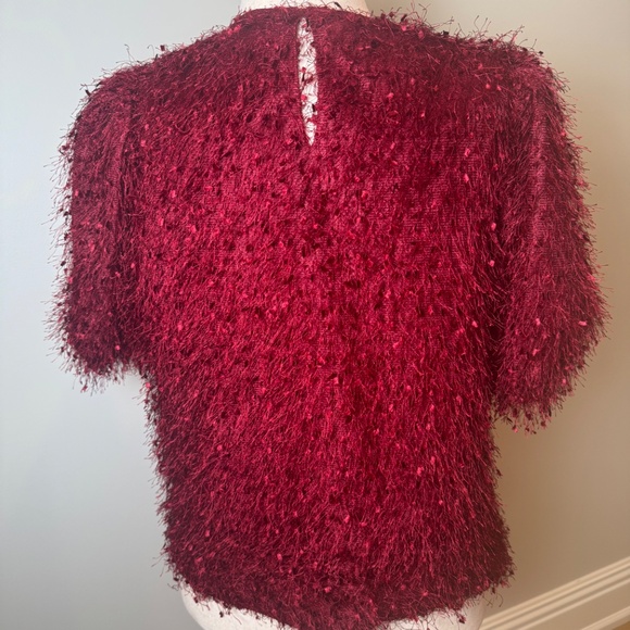 Size L - Tuckernuck Hyacinth House Texture Blouse Merlot Red Statement Top - Picture 3 of 8